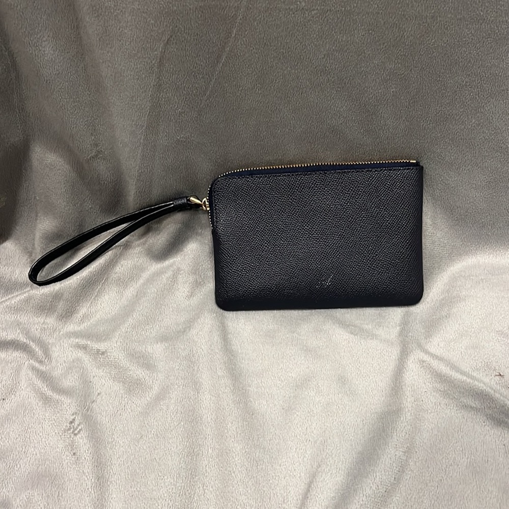 Coach wristlet - Picture 2 of 3